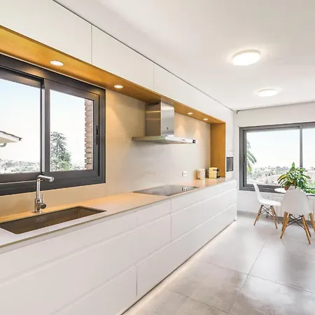 Cozy In With Kitchen * Alella